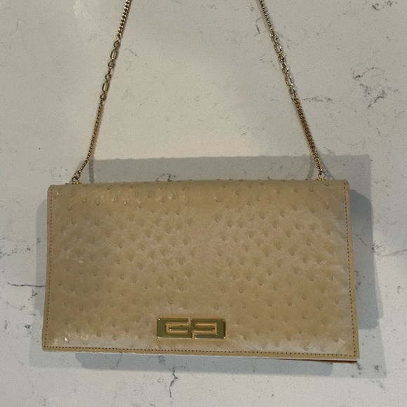 Corbeau Curio Handbags - Vintage Corbeau Curio Genuine Ostrich Skin Clutch/Chain Purse. Great Condition